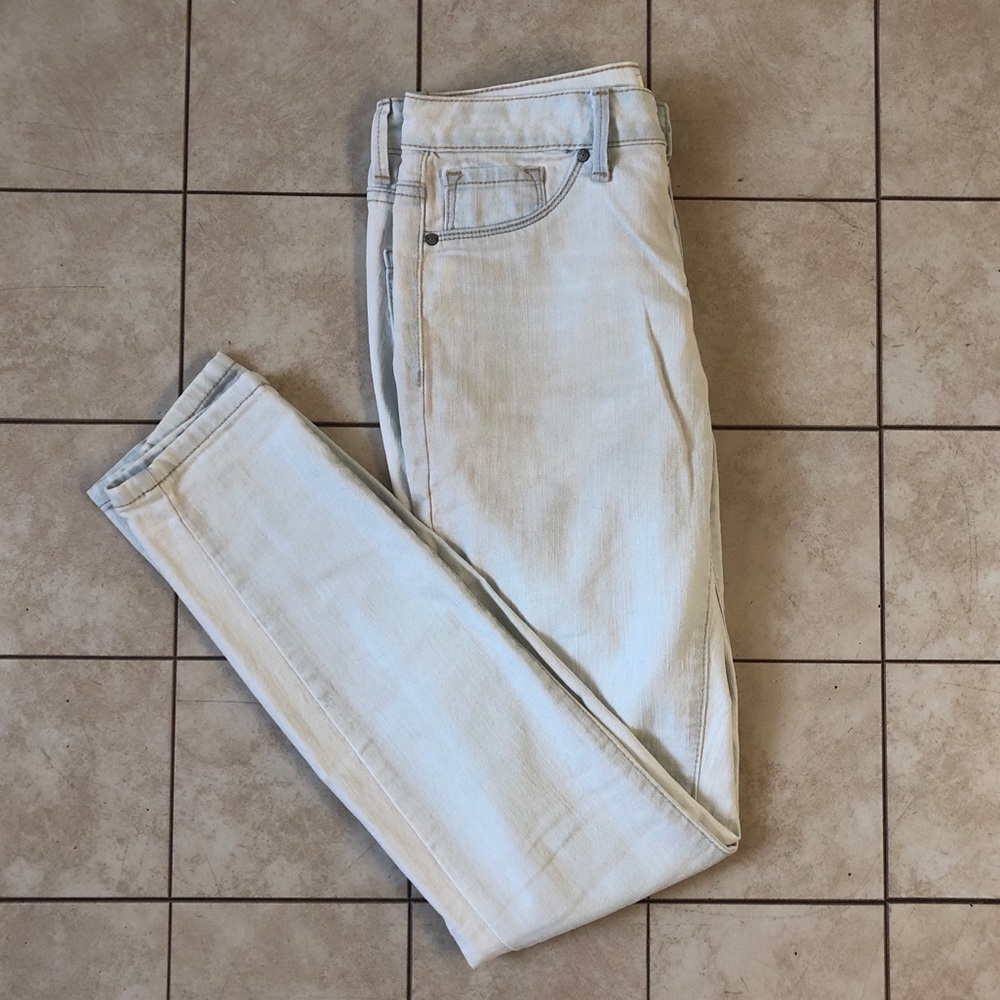 Jessica Simpson Jeans